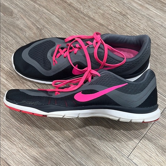 Women's Nike Flex TR 6 size 9 - Picture 4 of 7